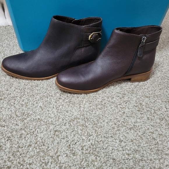 Cole Haan Lilah Buckle Ankle Brown Leather Booties, Size 8.5 - Picture 2 of 8